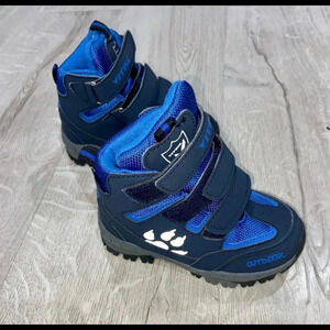 Virile boys  hiking snow shoes eur sz 25